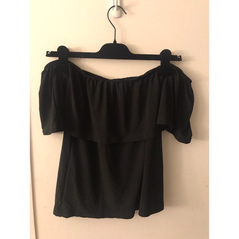 BRAND NEW NEVER WORN!!!